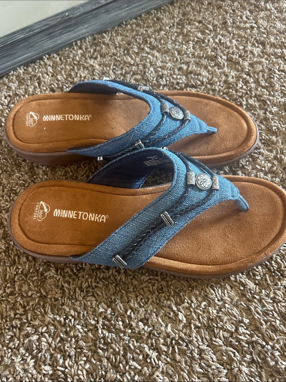 Minnetonka Blue Denim Thong Sandals with Silver Accents